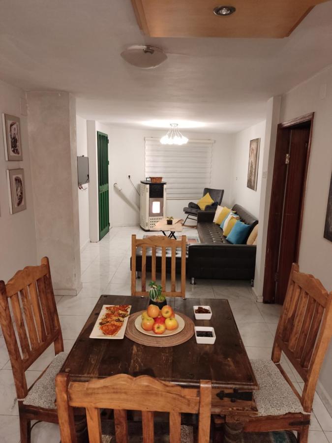Cosy Appartement Majdal Shams Esterno foto